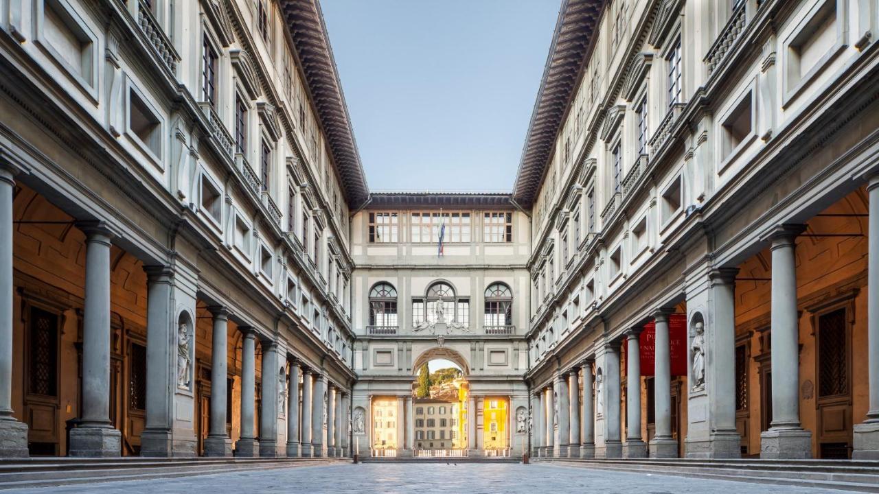 Historic Center Palace - Huge 4 Bedrooms Santa Croce Apartment - By LikehomeFlorenz Exterior foto